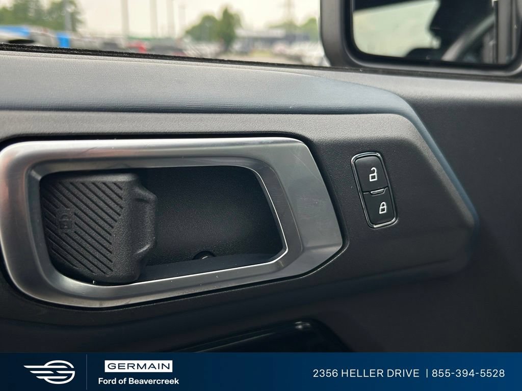 Used 2021 Ford Bronco Outer Banks AWD/4WD image 17