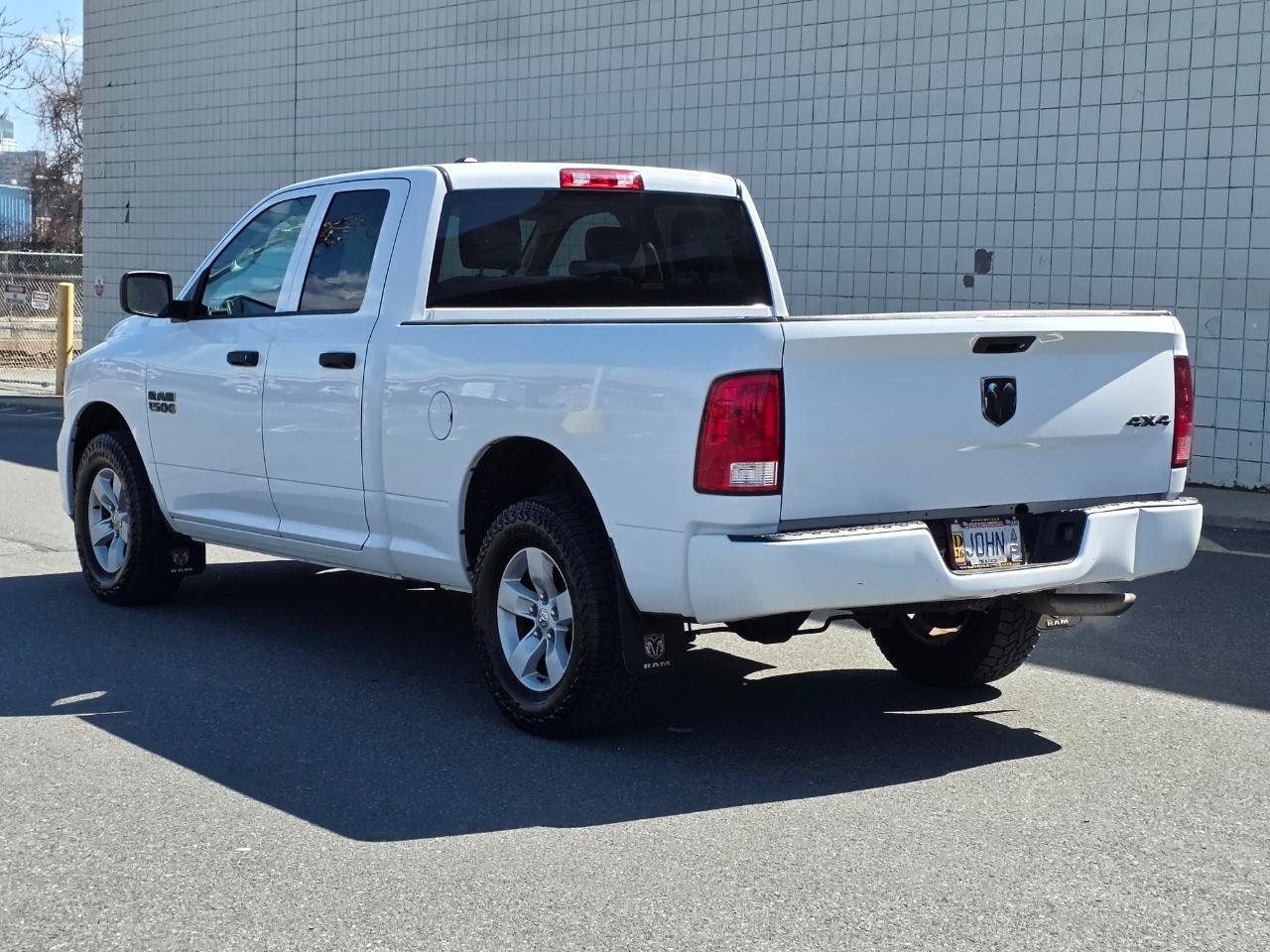 Used 2017 RAM 1500 Express AWD/4WD image 5