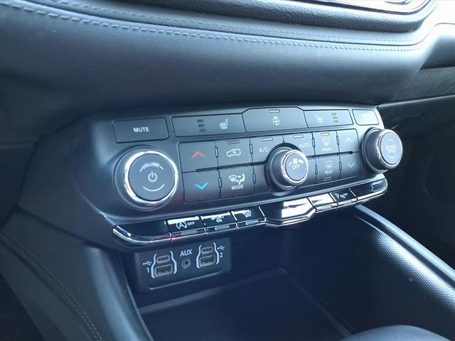 Used 2022 Dodge Durango GT image 9