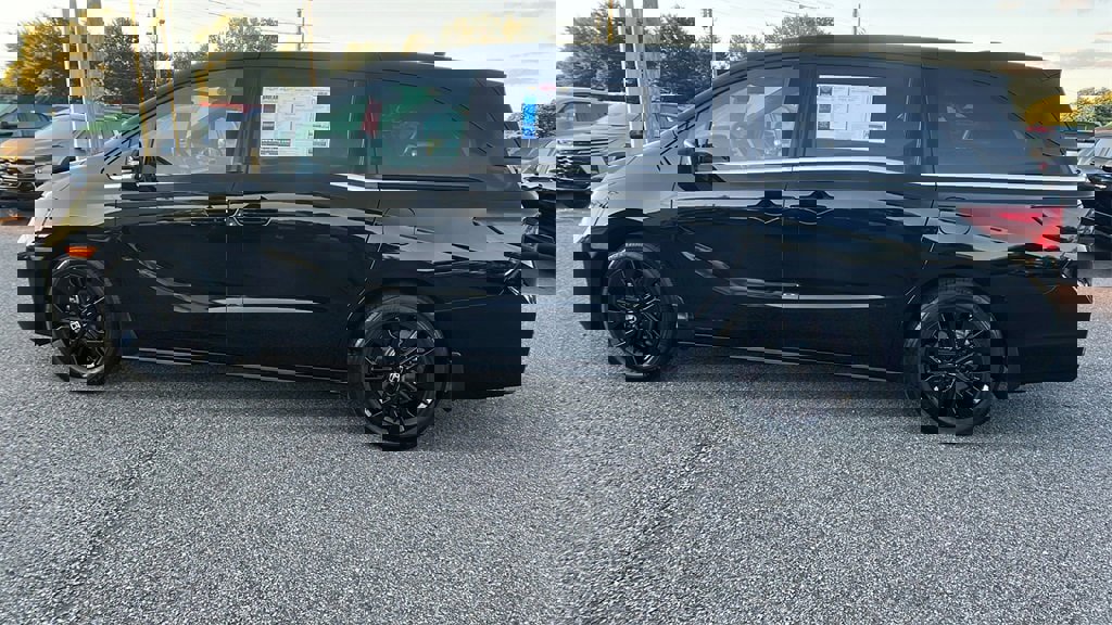 Used 2025 Honda Odyssey Sport-L image 8