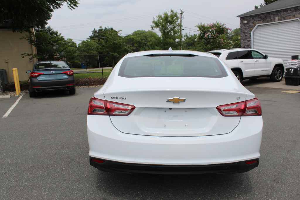 Used 2019 Chevrolet Malibu LT FWD image 6