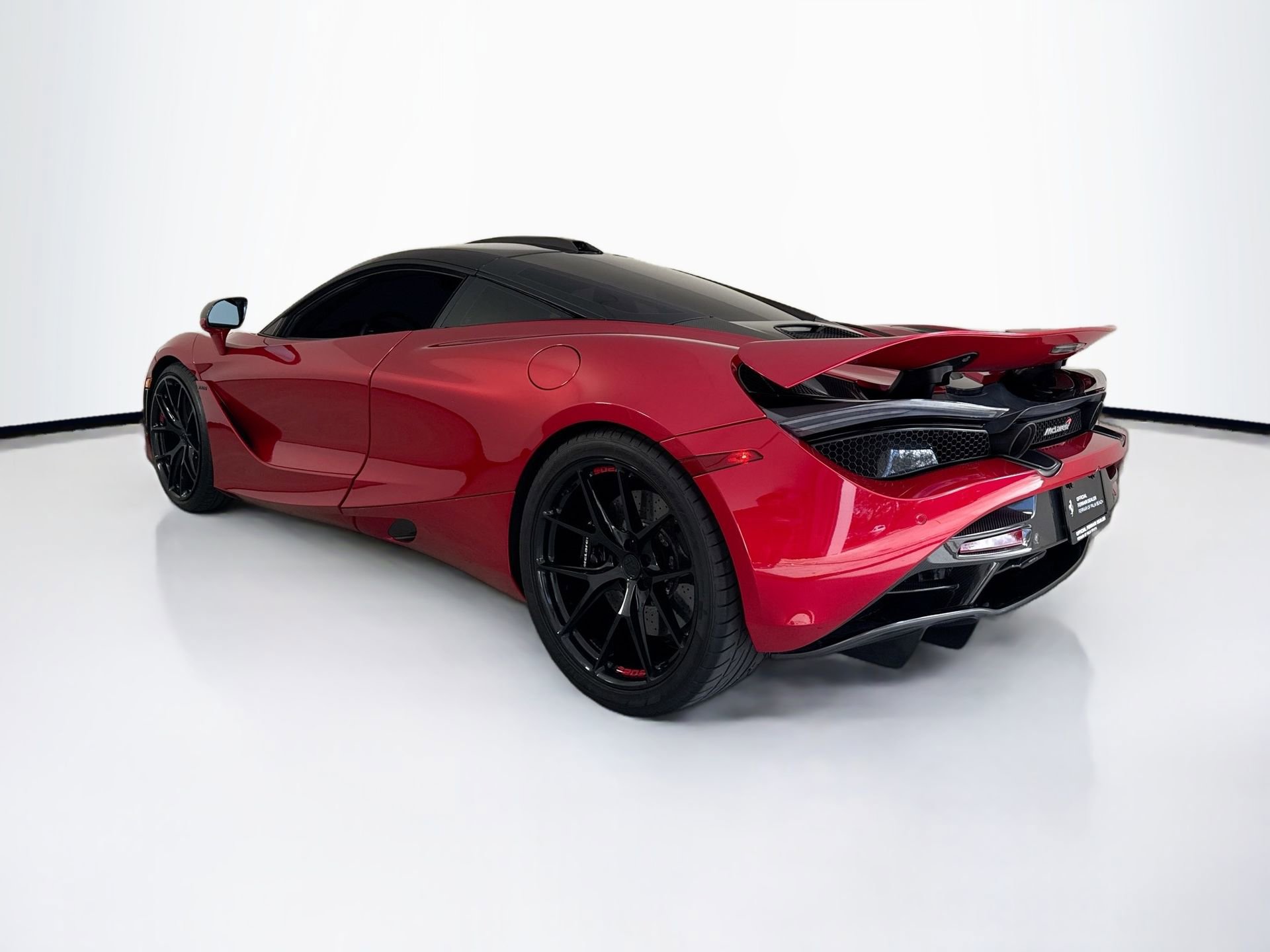 Used 2018 McLaren 720S image 5