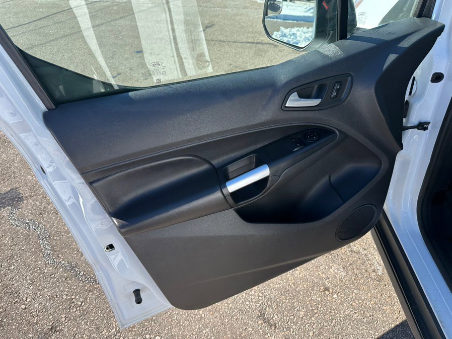 Used 2014 Ford Transit Connect XLT image 11