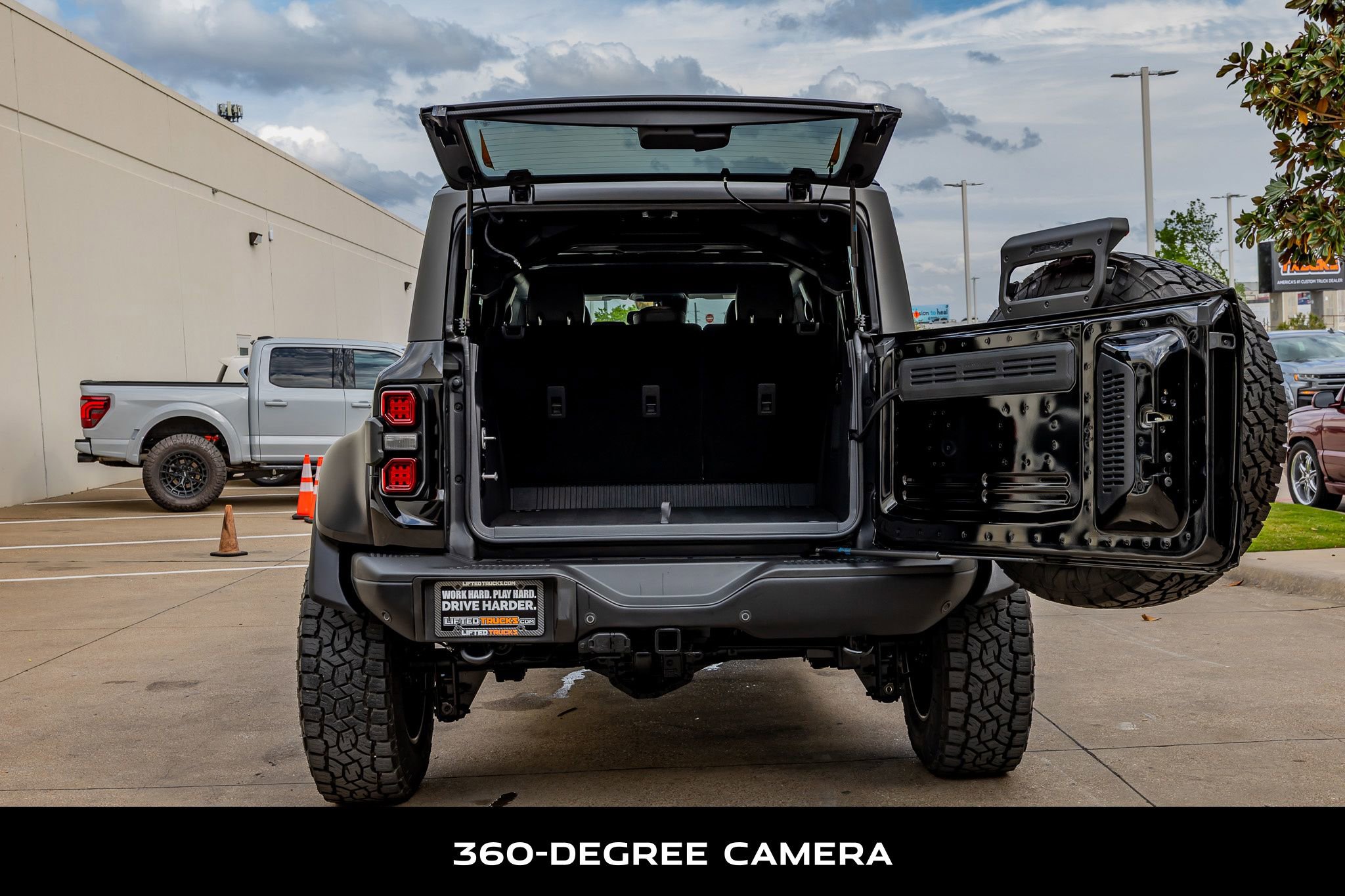 Used 2023 Ford Bronco Raptor image 8
