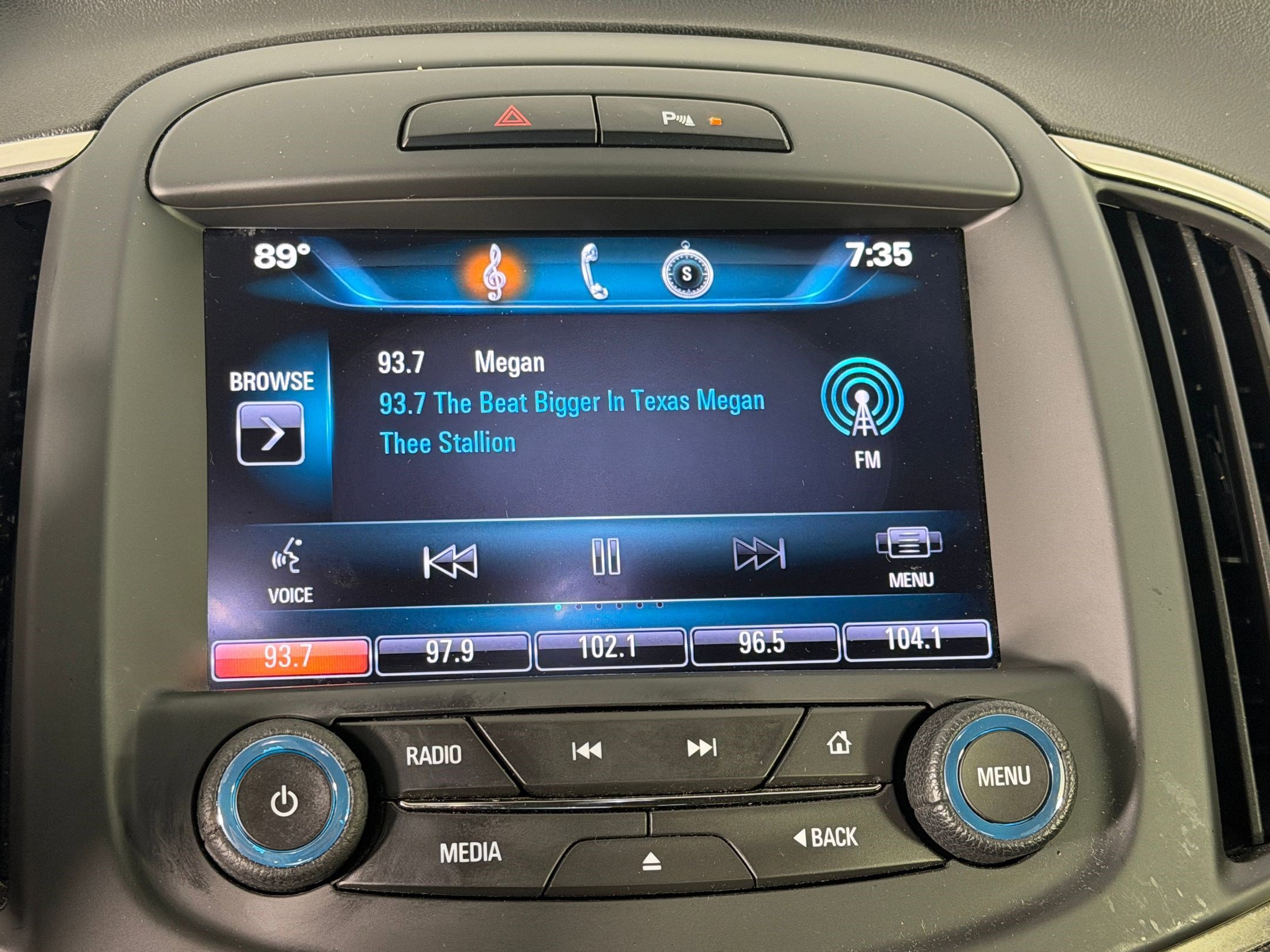 Used 2014 Buick LaCrosse Leather FWD image 25