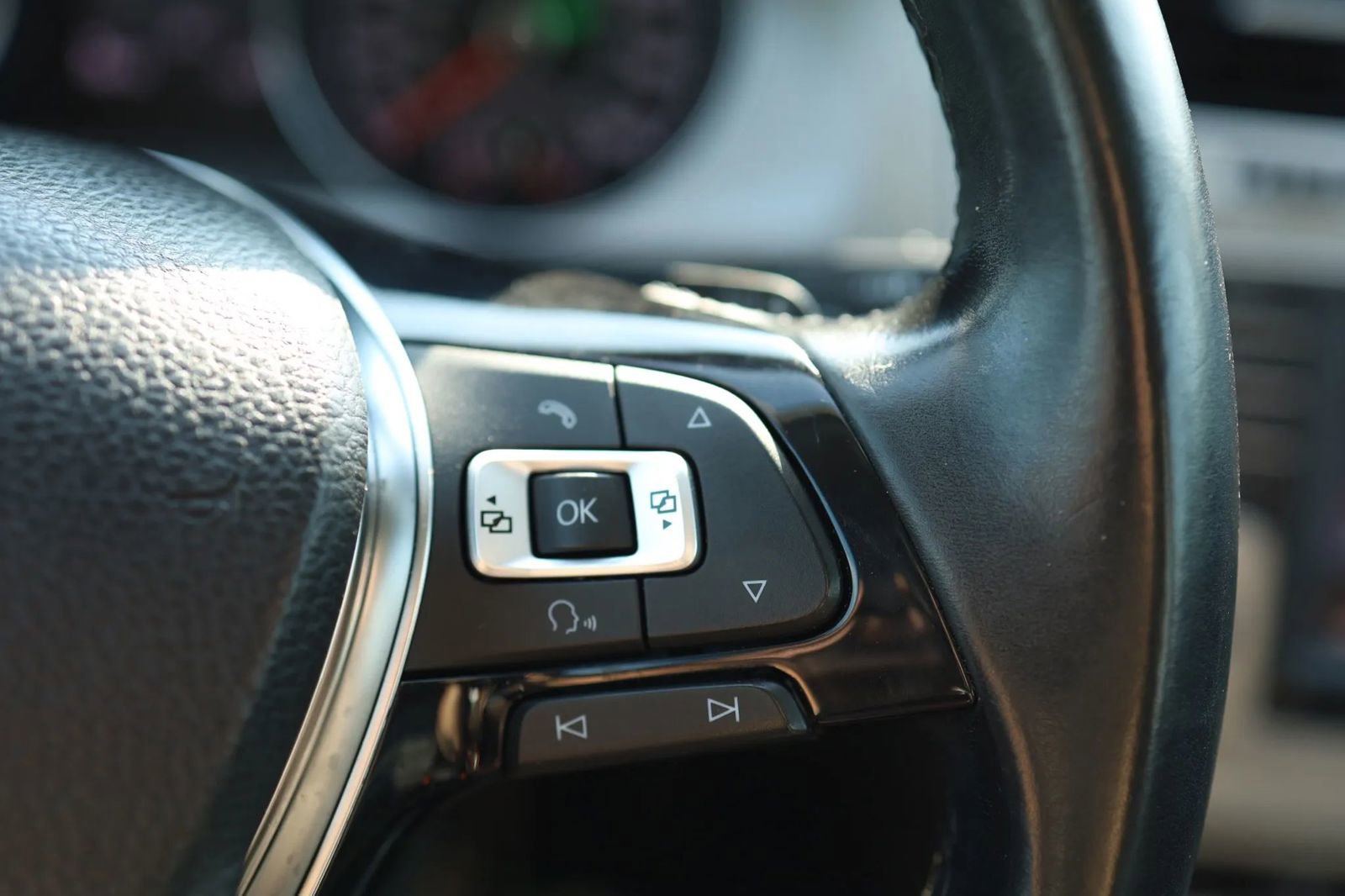 Used 2016 Volkswagen Golf SE image 15