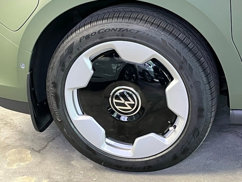 New 2025 Volkswagen ID. Buzz Pro S image 40