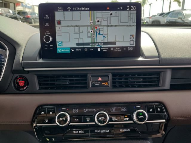 Certified 2024 Honda Pilot Elite image 30