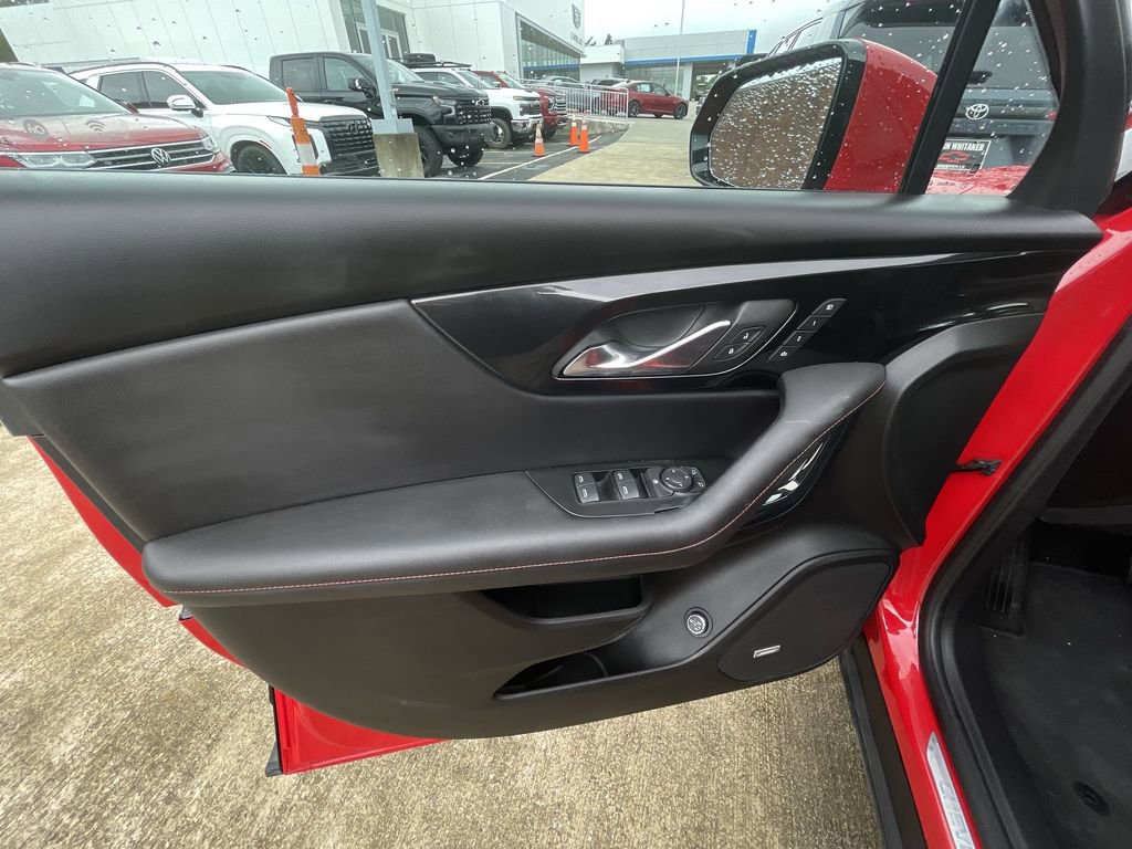 Used 2021 Chevrolet Blazer RS w/ Enhanced Convenience Package AWD/4WD image 23