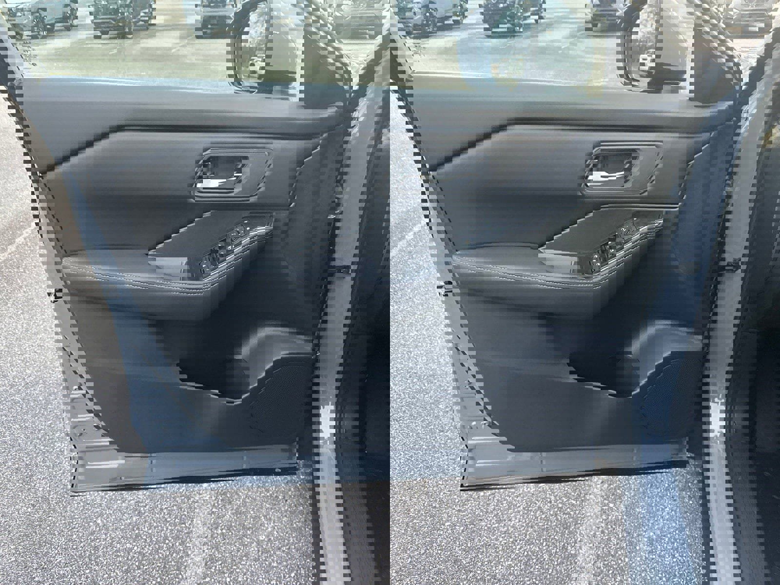 New 2026 Nissan Rogue SV w/ Cold Weather Package FWD image 10