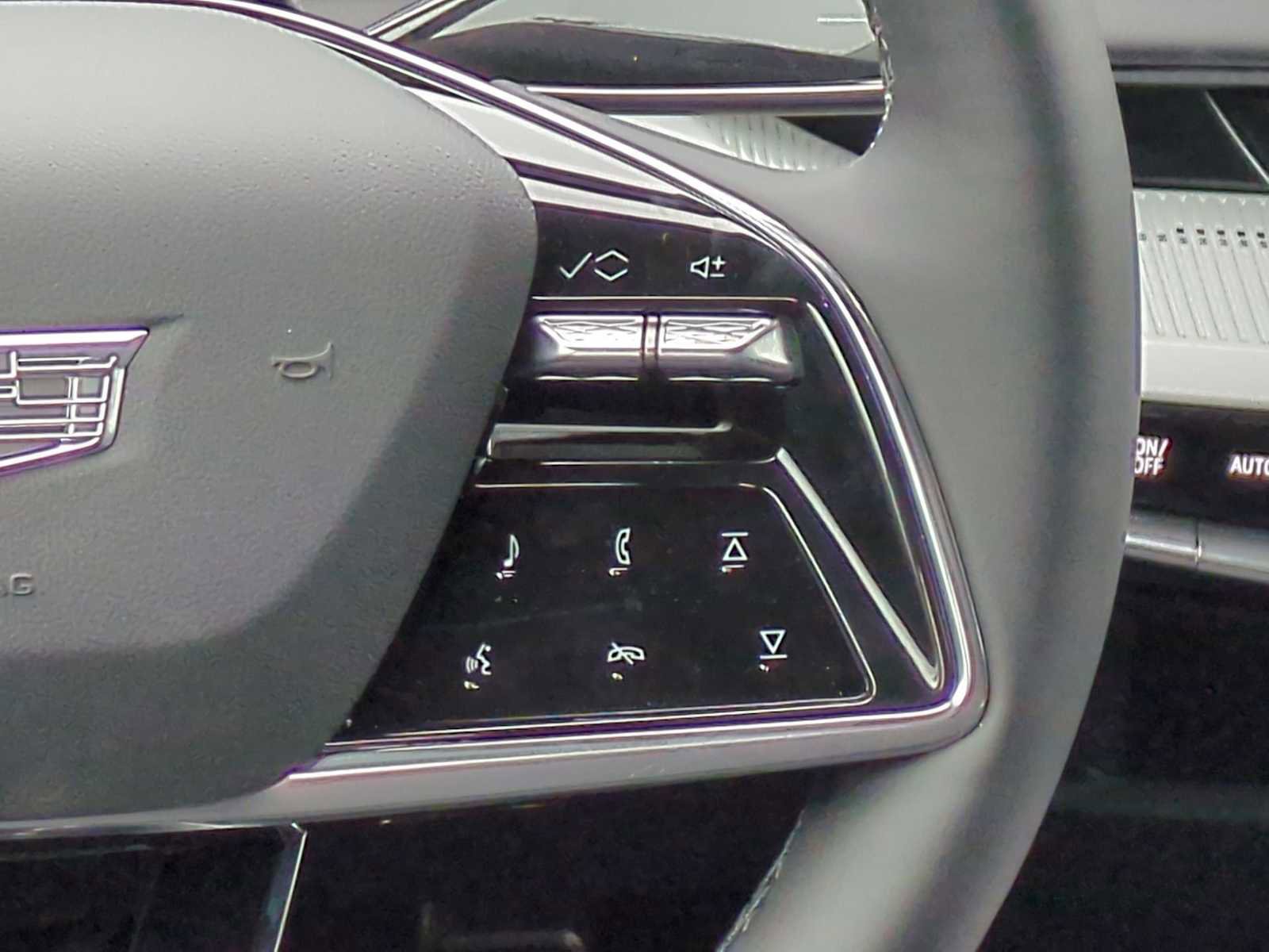 New 2025 Cadillac Optiq Sport 1 image 16