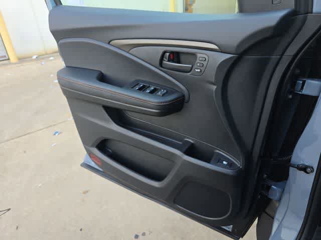 Used 2025 Honda Ridgeline TrailSport+ image 15