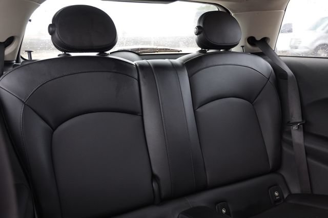 Used 2015 MINI Cooper 2-Door Hardtop FWD image 17
