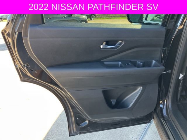 Used 2022 Nissan Pathfinder SV image 18