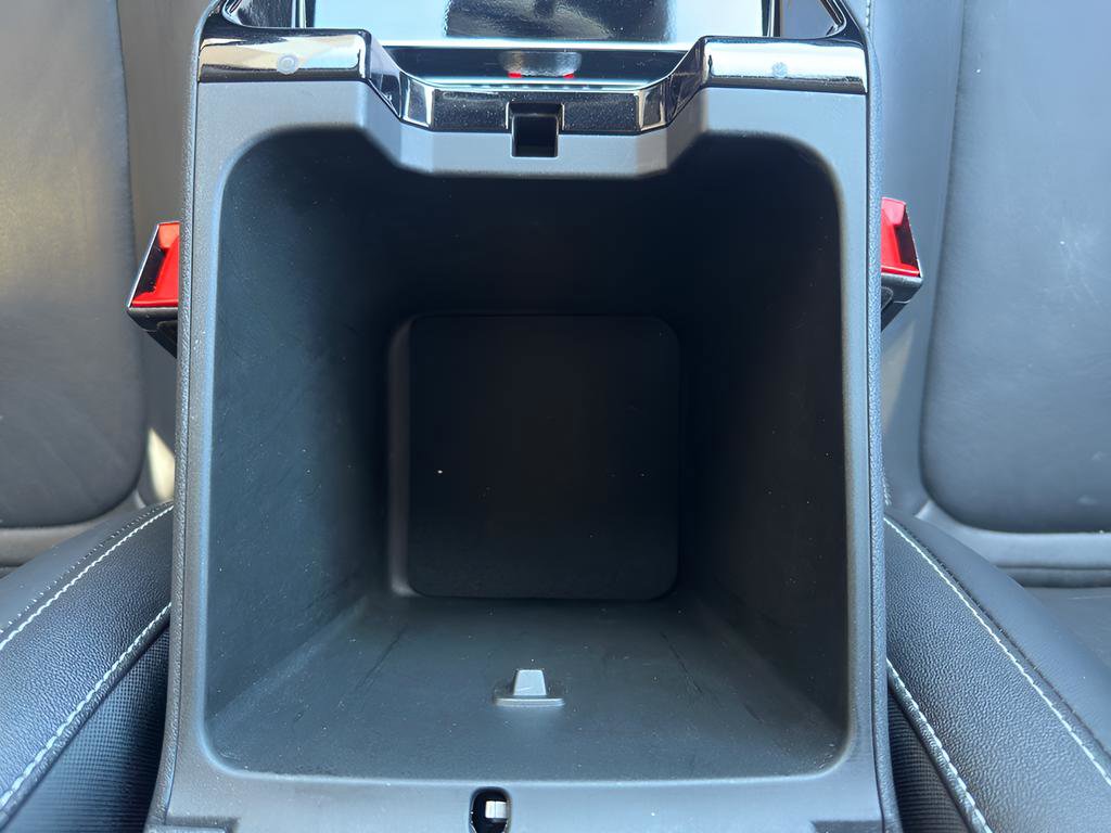 Used 2023 Jeep Grand Cherokee Limited w/ Black Appearance Package image 43