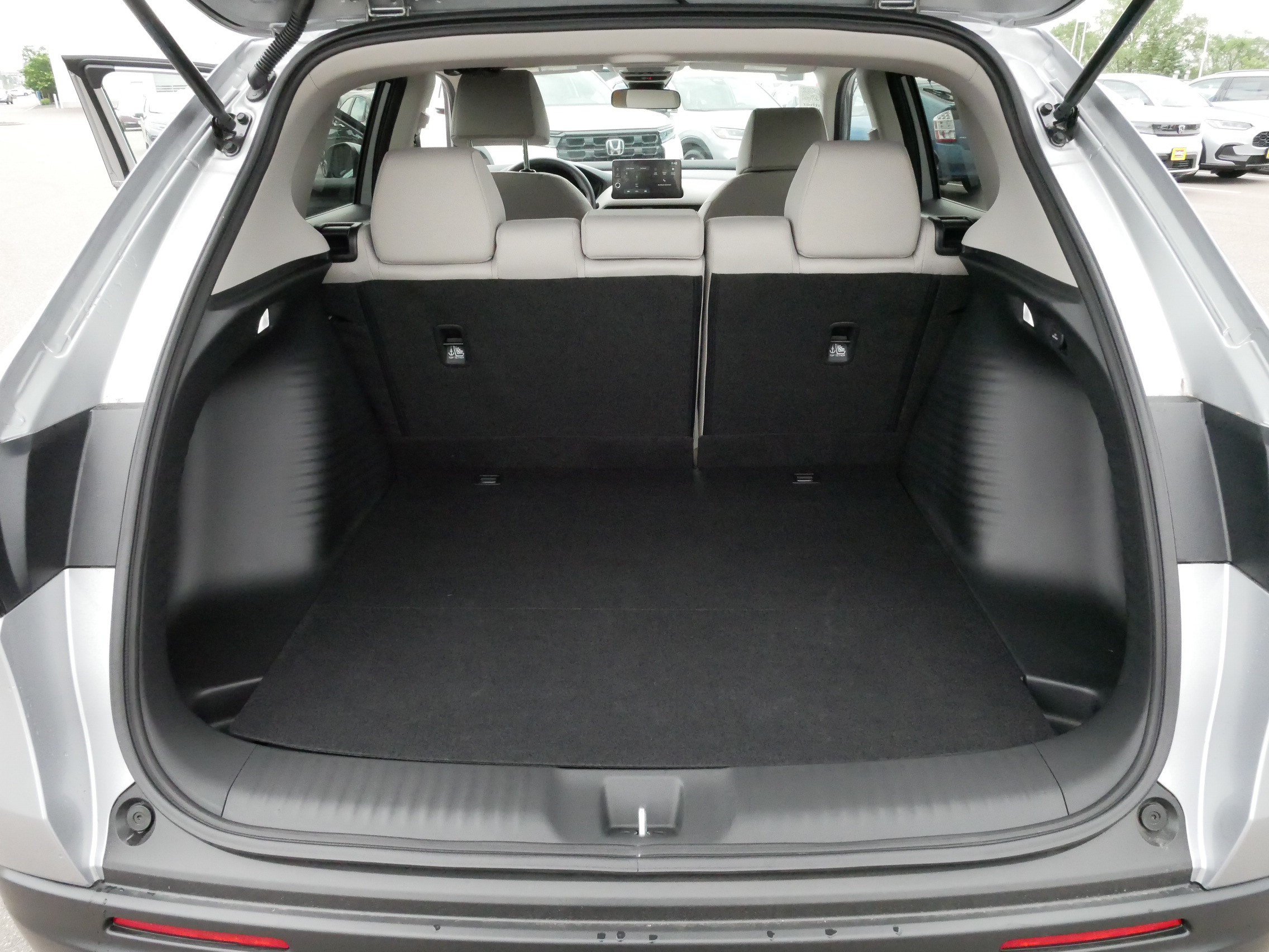 Certified 2026 Honda HR-V LX image 18