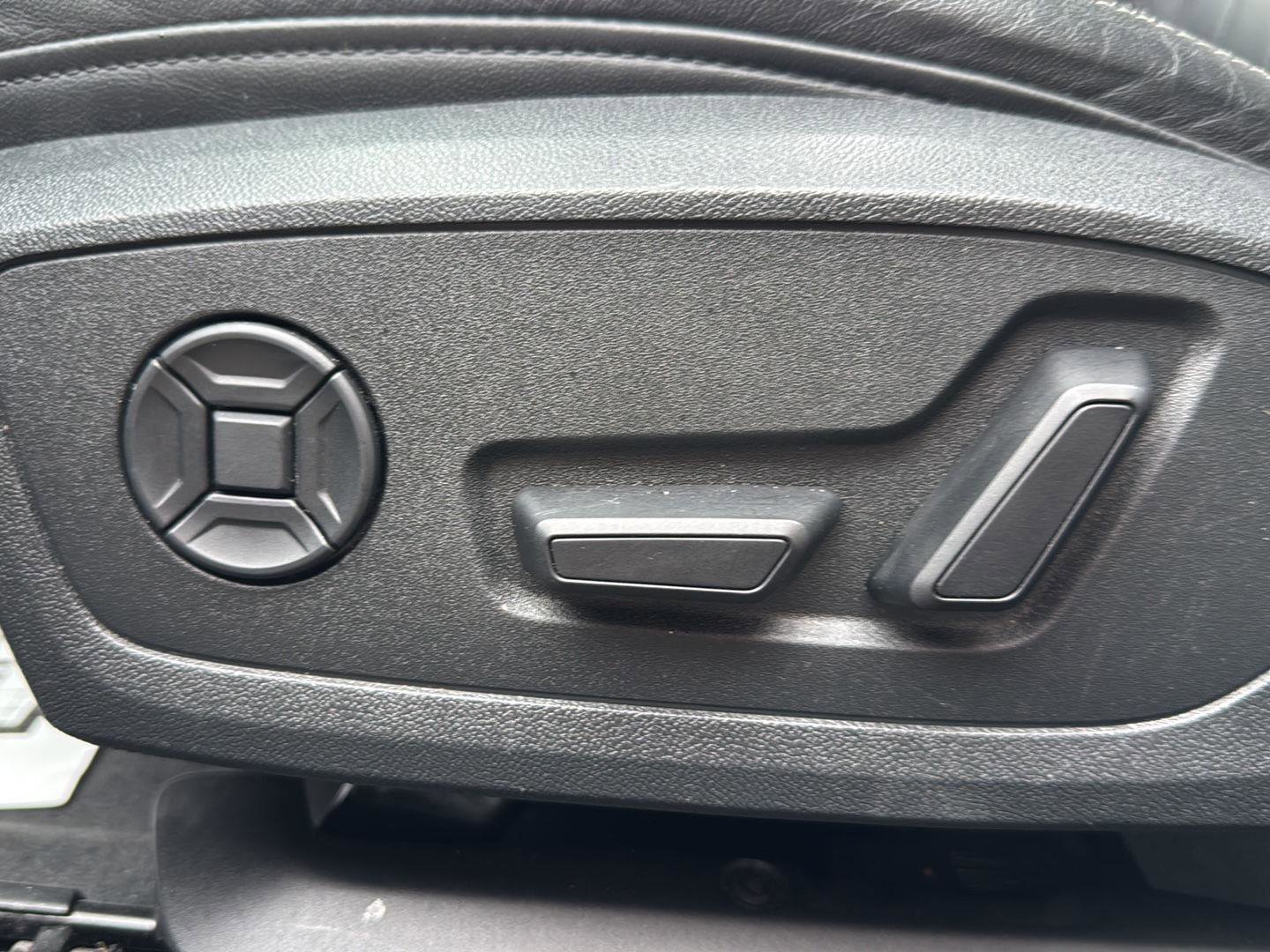 Used 2024 Audi A6 Premium Plus image 16