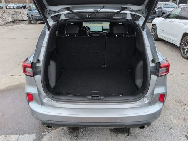 Certified 2023 Ford Escape ST-Line Select w/ Tech Pack #2 image 17