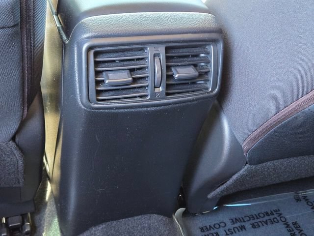 Used 2019 Nissan Rogue S FWD image 17