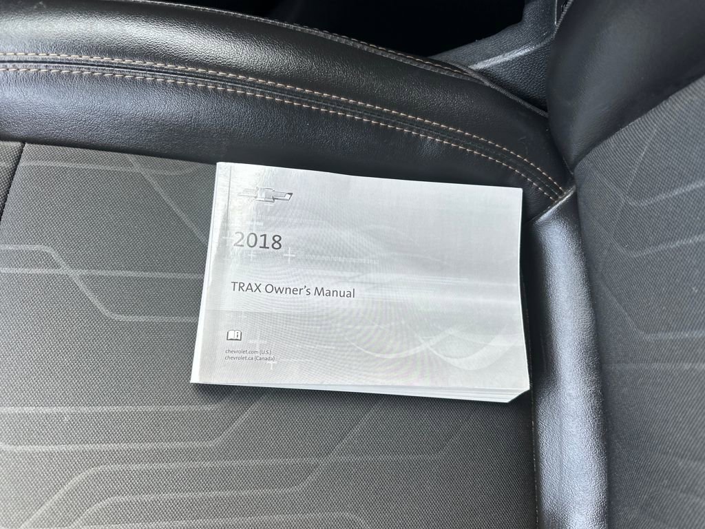 Used 2018 Chevrolet Trax LT w/ LT Convenience Package image 27