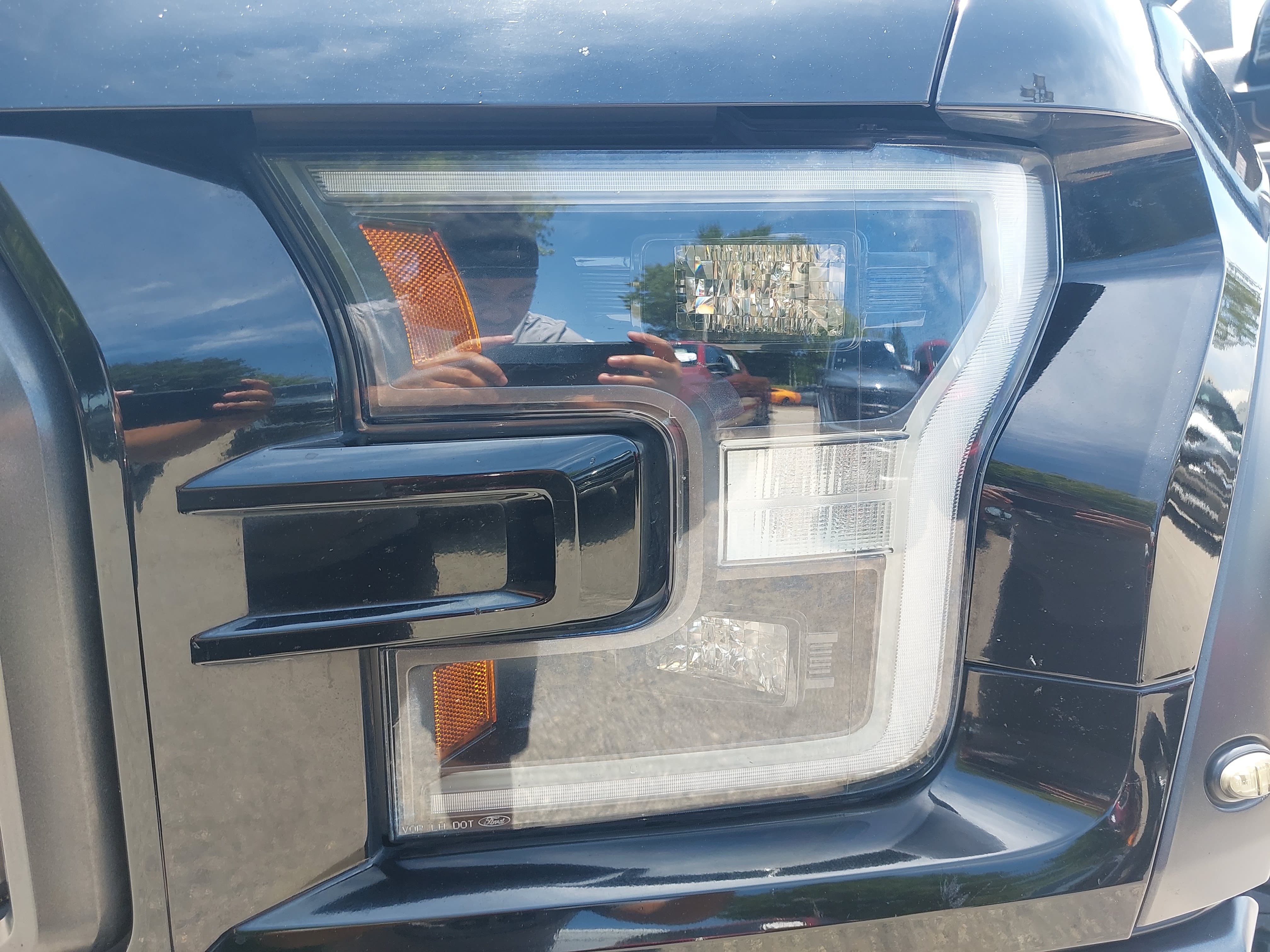 Used 2018 Ford F150 Raptor w/ Equipment Group 802A Luxury AWD/4WD image 32