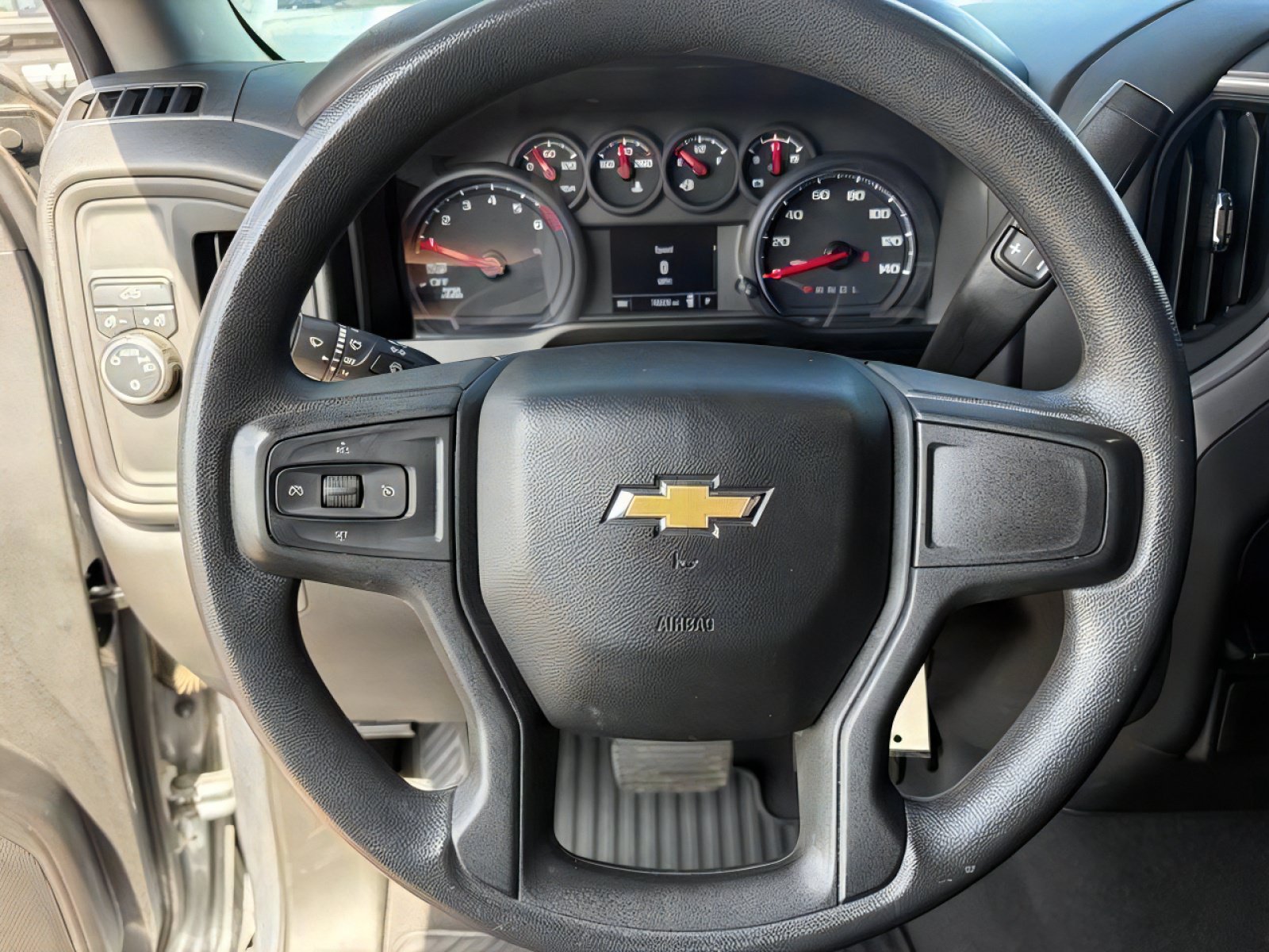 Used 2022 Chevrolet Silverado 1500 Custom RWD image 14