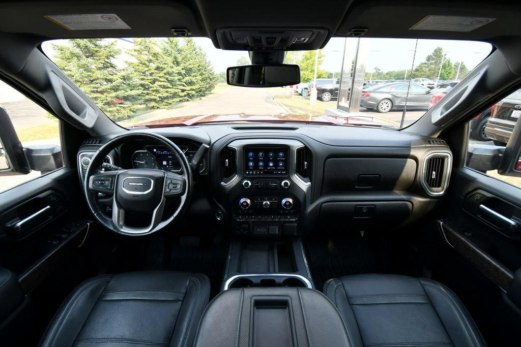 Used 2021 GMC Sierra 3500 Denali AWD/4WD image 3