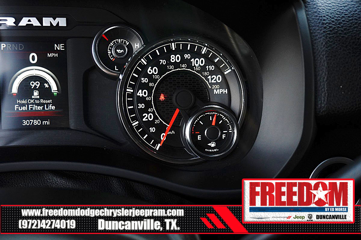 Used 2024 RAM 3500 Tradesman w/ Chrome Appearance Group AWD/4WD image 31