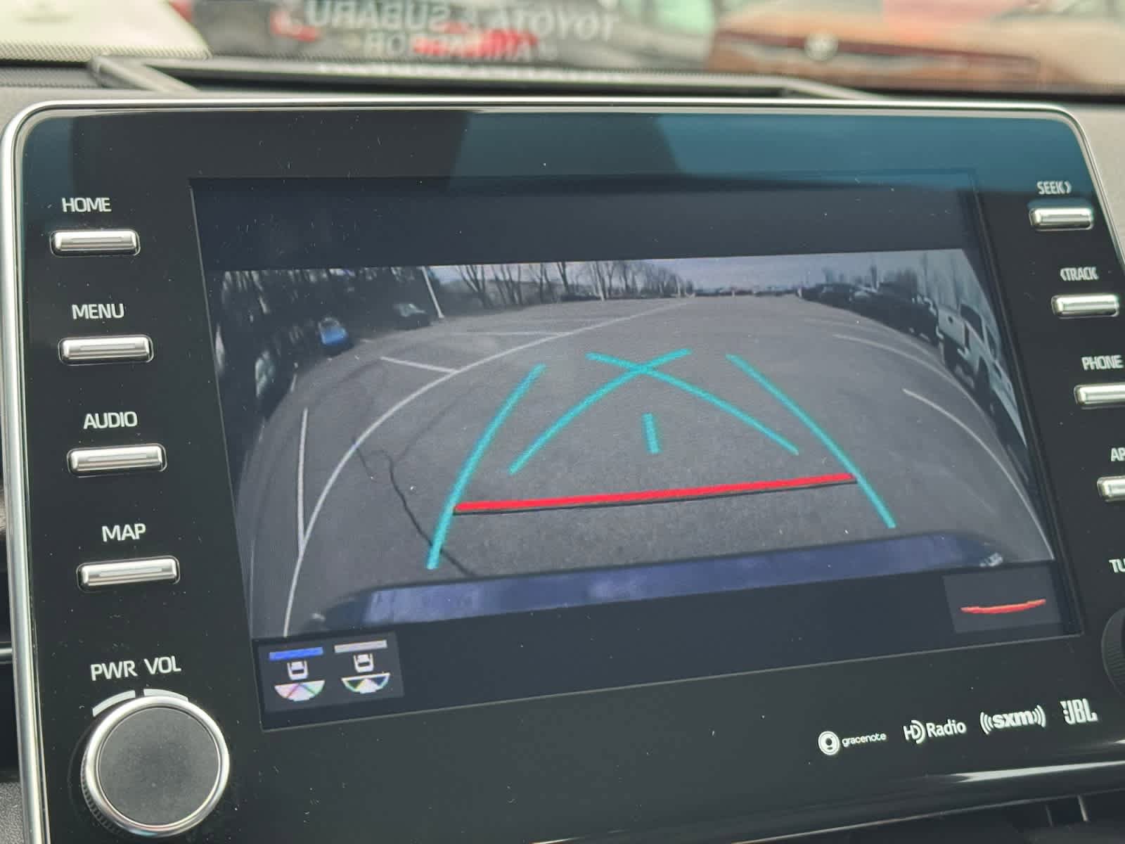 Used 2022 Toyota Avalon Limited image 23