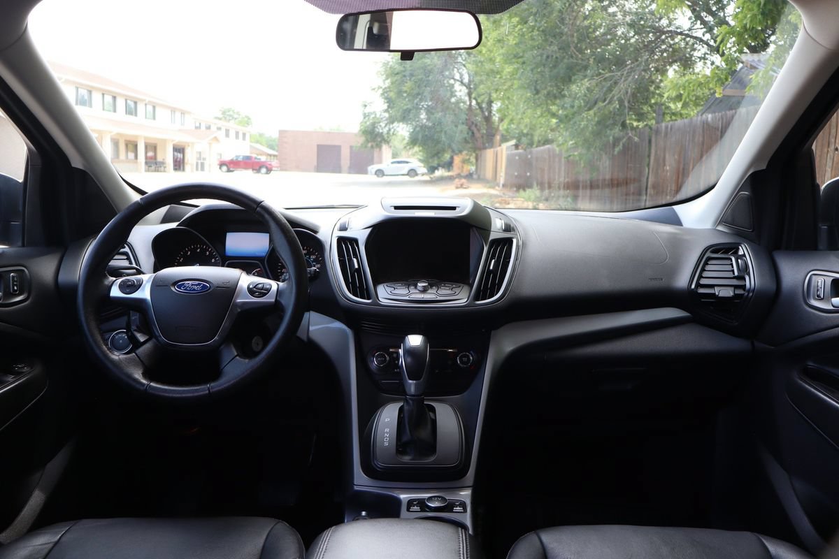 Used 2016 Ford Escape SE w/ SE Leather Comfort Package AWD/4WD image 16