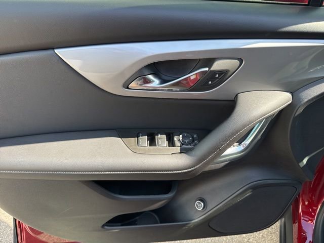 New 2025 Chevrolet Blazer LT image 8