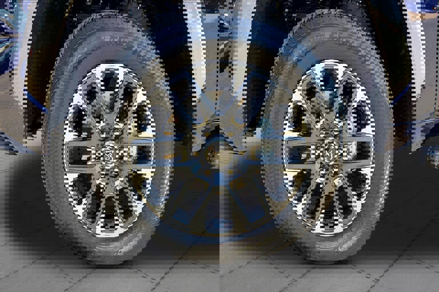 Used 2024 Toyota Tundra Limited w/ Power Package image 11