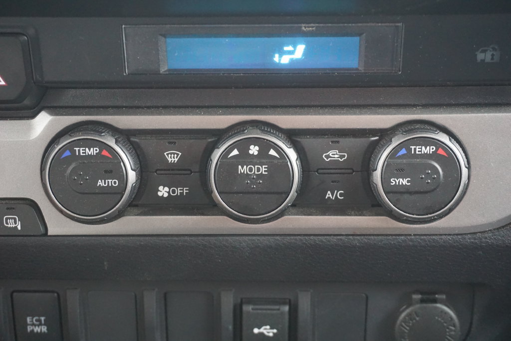 Used 2023 Toyota Tacoma SR AWD/4WD image 11