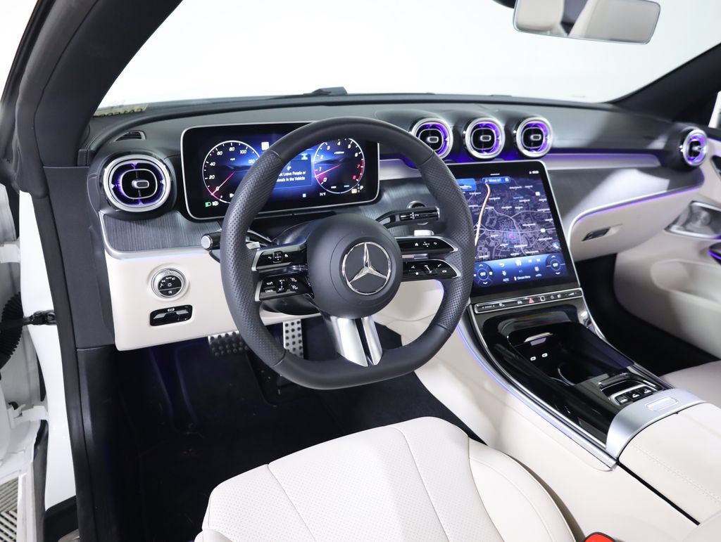 Used 2025 Mercedes-Benz CLE 450 4MATIC Cabriolet image 47