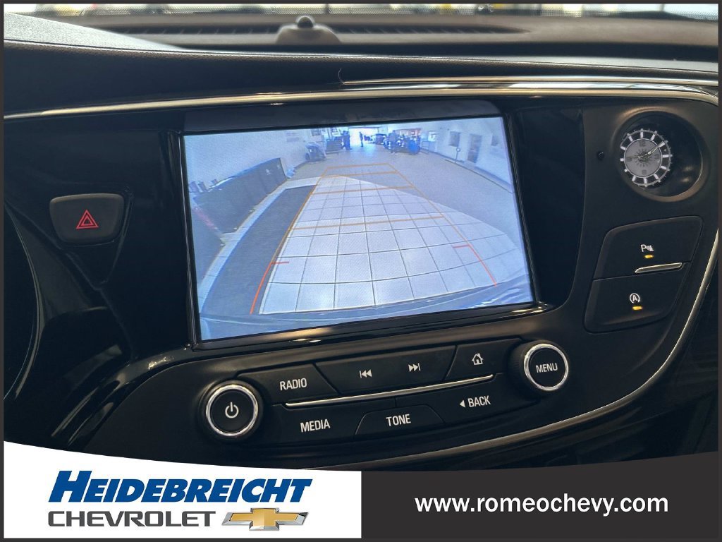Certified 2020 Buick Envision Preferred FWD image 23