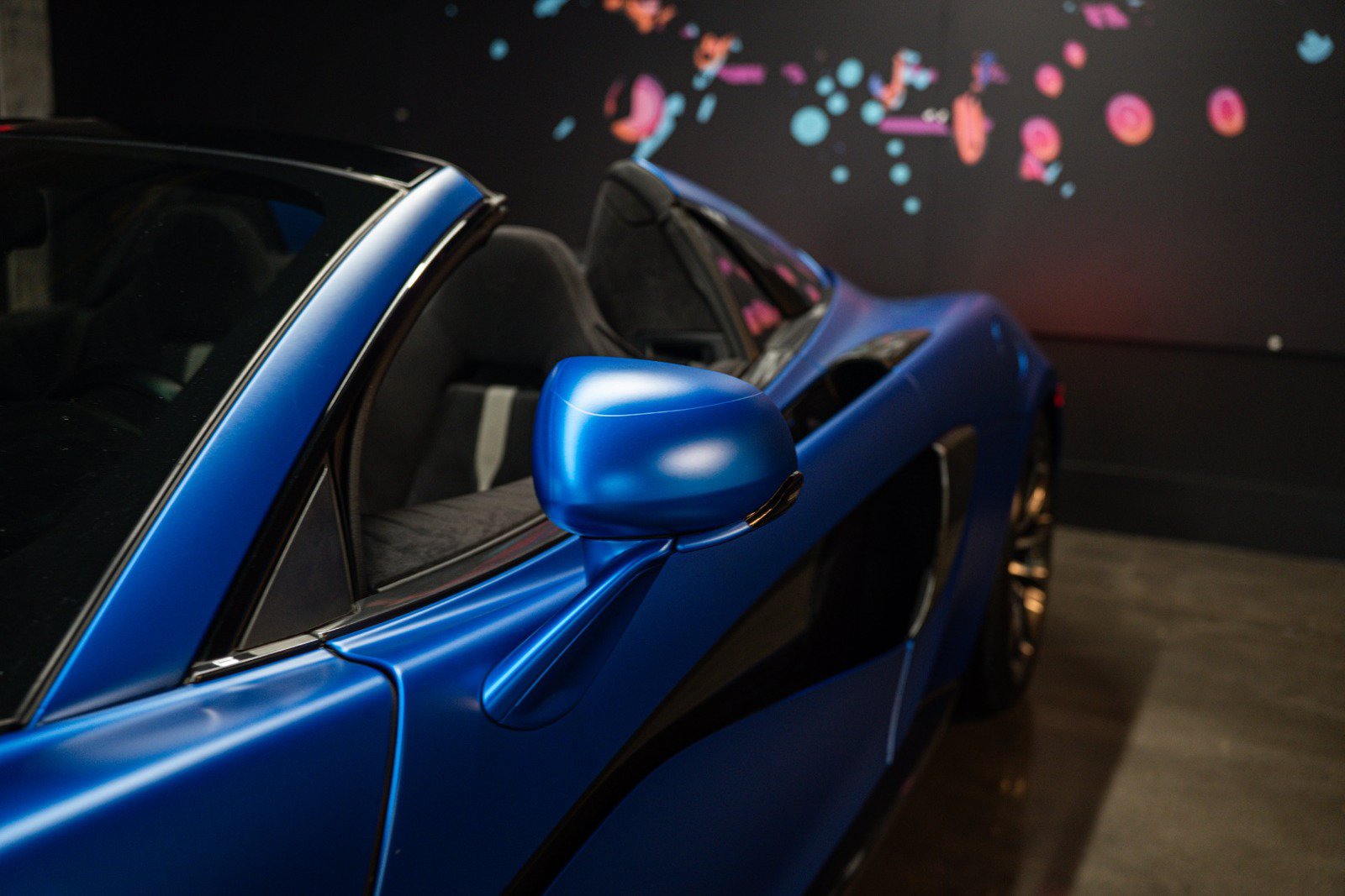 Used 2019 McLaren 570S Spider RWD image 9