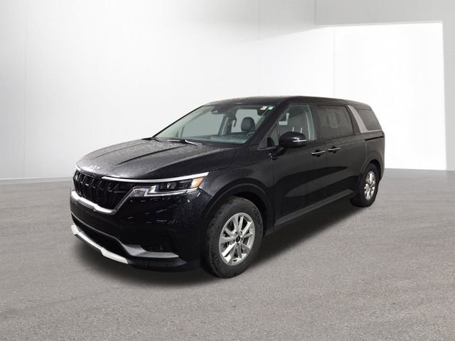 Used 2022 Kia Carnival LX image 2