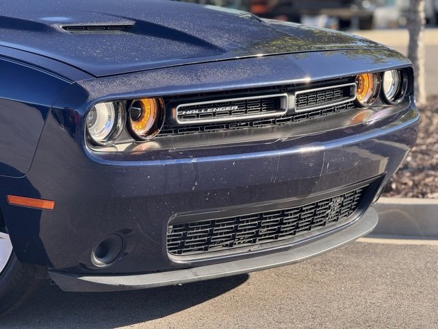 Used 2016 Dodge Challenger SXT w/ Driver Convenience Group image 3