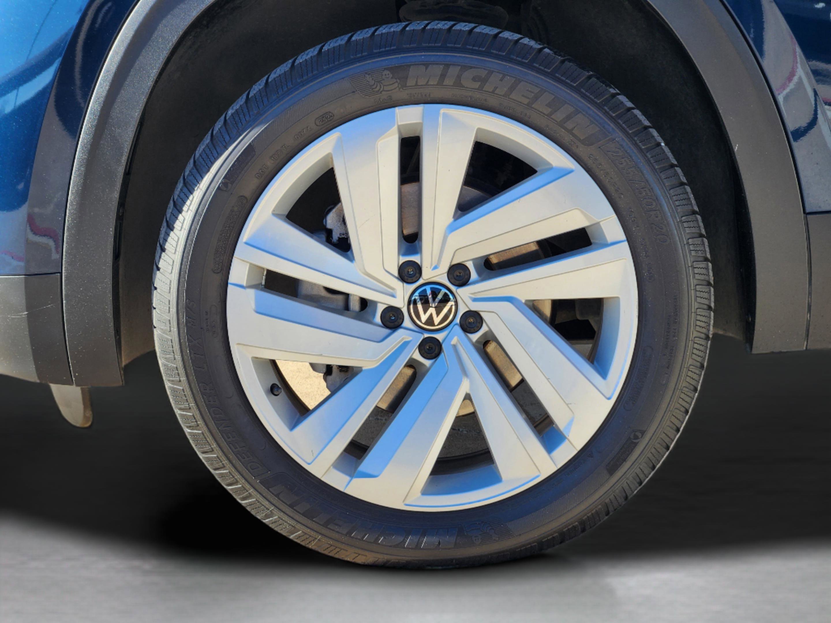 Used 2021 Volkswagen Atlas SEL image 12