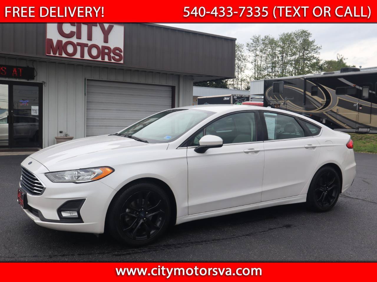 Used 2019 Ford Fusion SE w/ Equipment Group 151A FWD image 1