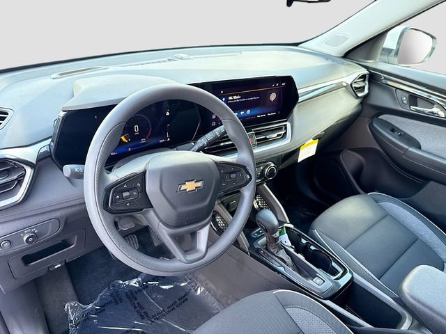 Used 2026 Chevrolet TrailBlazer LT FWD image 9