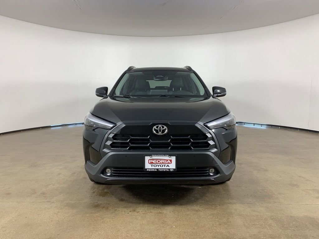 Used 2026 Toyota Corolla Cross XLE w/ Convenience Package image 3