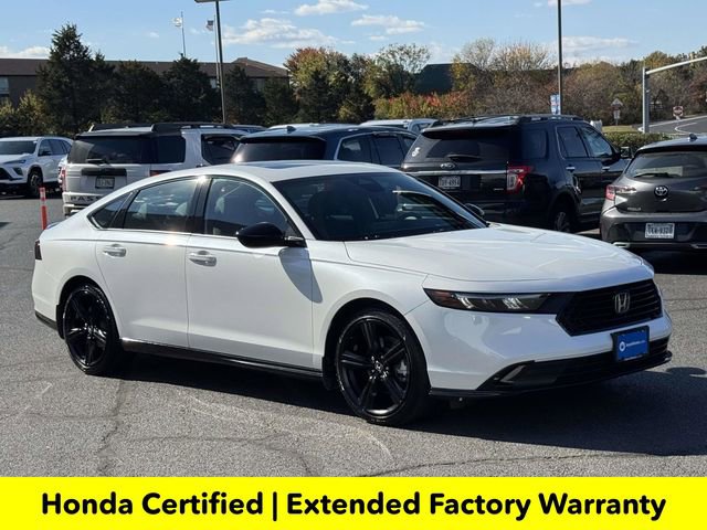 Used 2025 Honda Accord Sport image 1