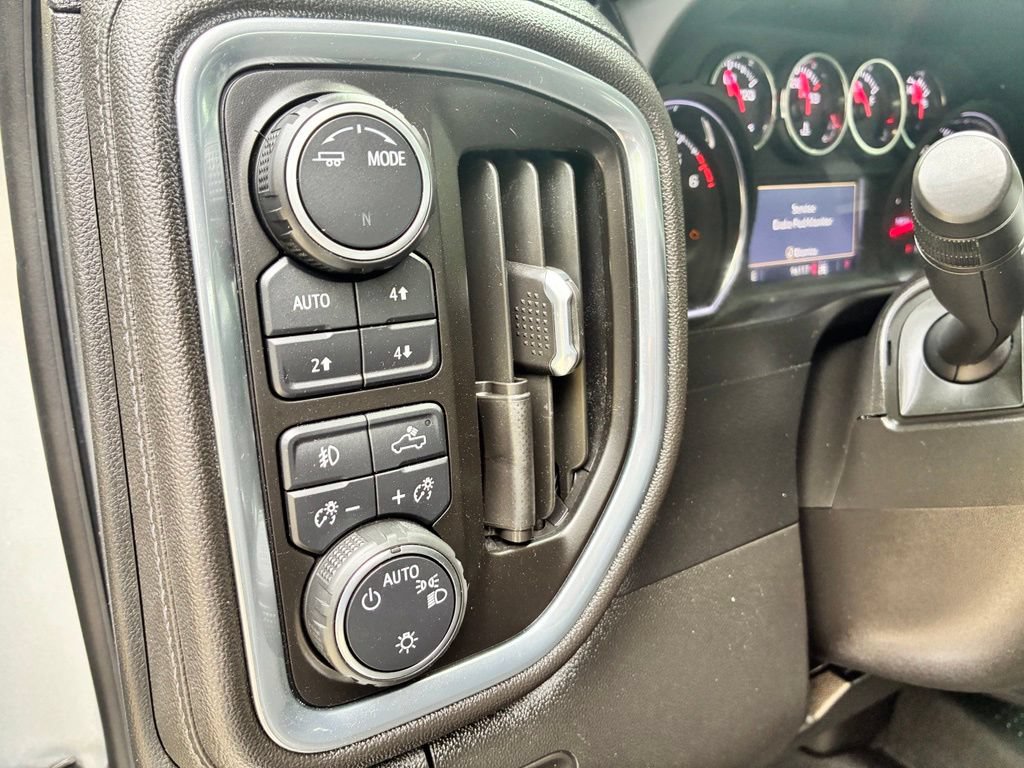 Used 2022 Chevrolet Silverado 1500 RST w/ Z71 Off-Road Package AWD/4WD image 23