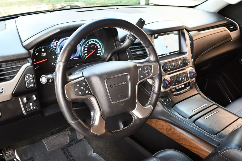 Used 2018 GMC Yukon Denali w/ Denali Ultimate Package image 38