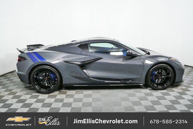 New 2027 Chevrolet Corvette Grand Sport w/ Grand Sport Launch Edition RWD image 2