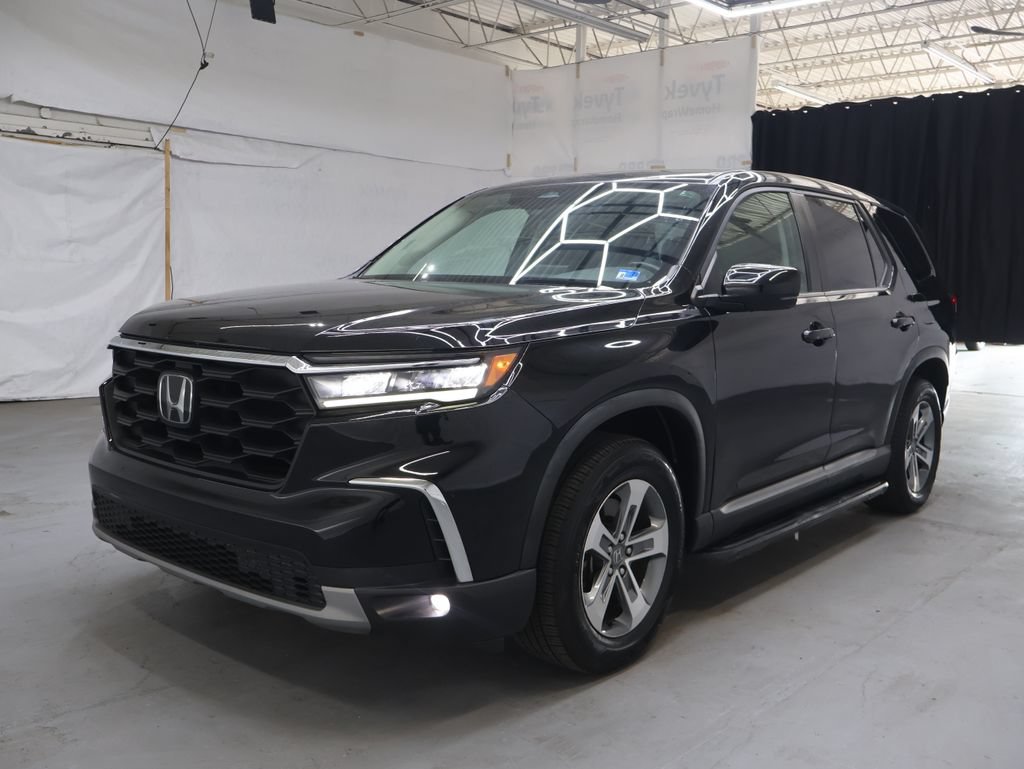 Used 2023 Honda Pilot EX-L image 3