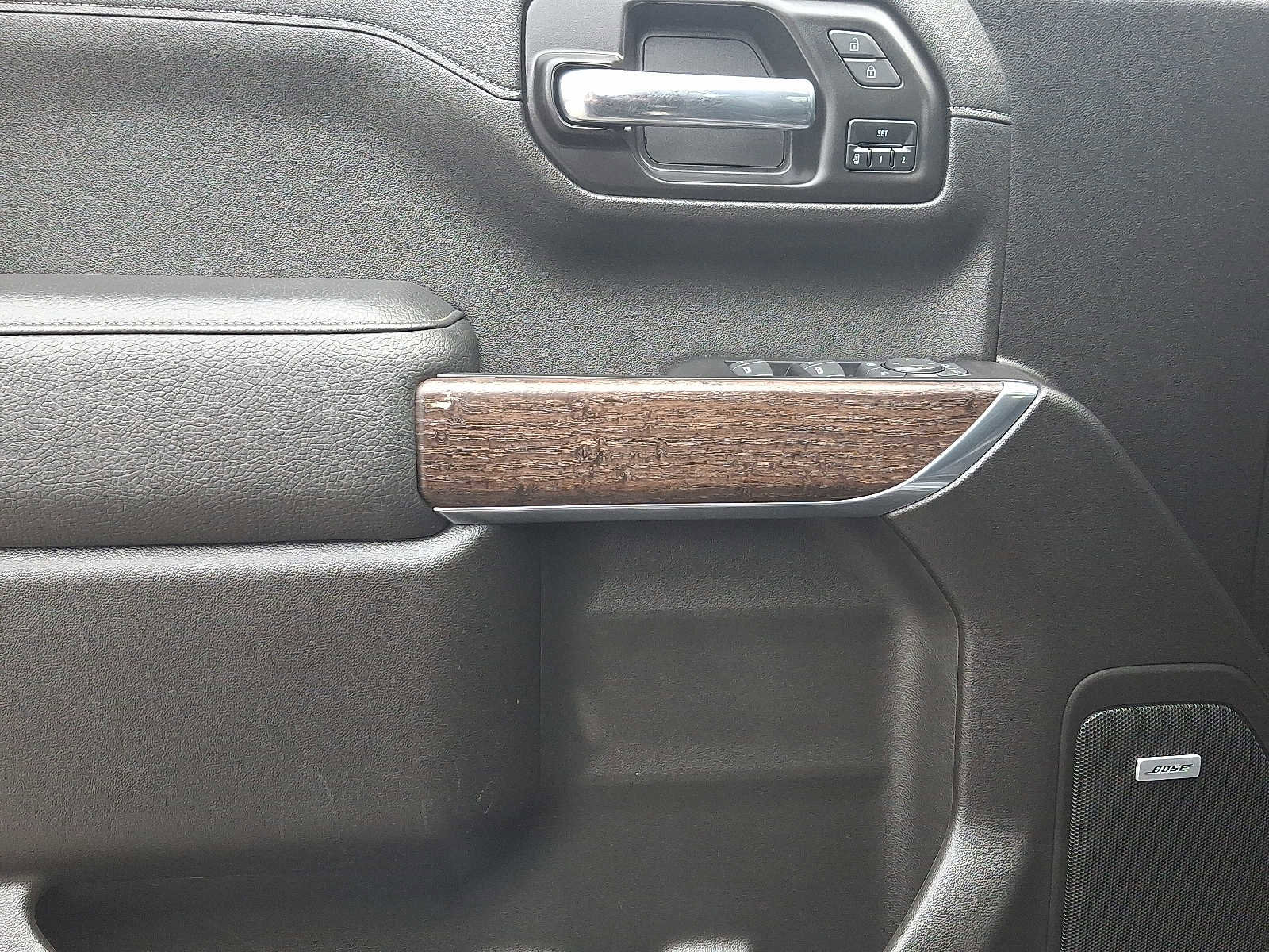 Used 2022 GMC Sierra 1500 Denali w/ Denali Reserve Package image 14