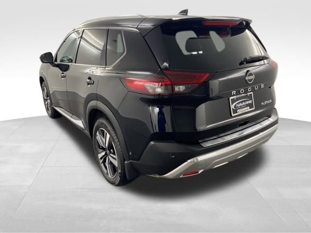 Used 2023 Nissan Rogue Platinum image 6