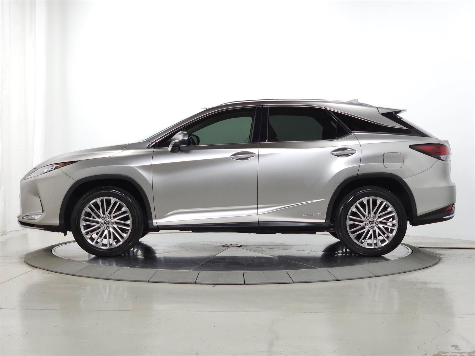 Used 2021 Lexus RX 450h AWD w/ Luxury Package image 5